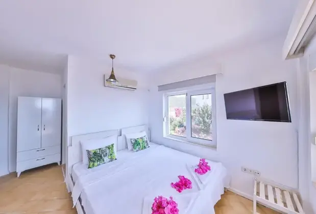 Tübin Kültür Evi Kaş - Görsel 3