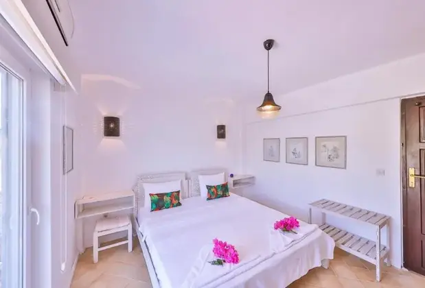 Tübin Kültür Evi Kaş - Görsel 4