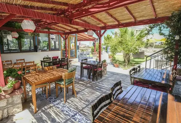 Karaburun Konak Otel - Görsel 6