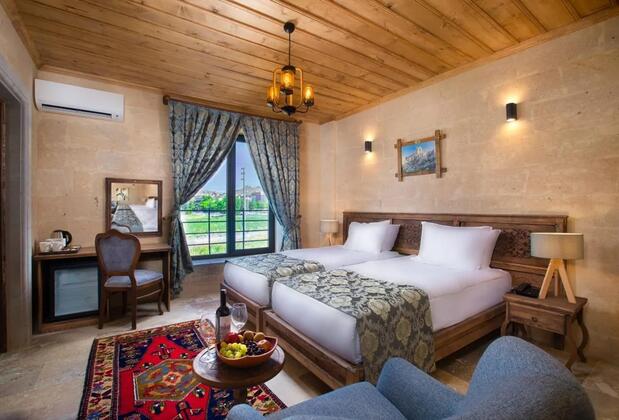 Cappadocia Pyramid Stone House - Görsel 4