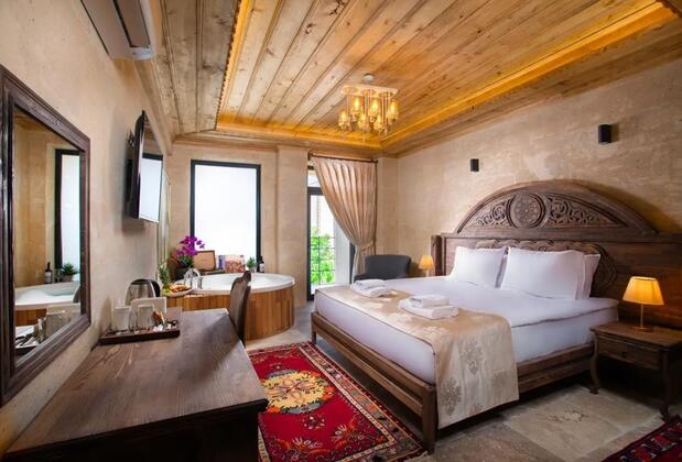 Cappadocia Pyramid Stone House - Görsel 9