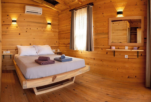 Goat Bungalow and Camping - Görsel 4