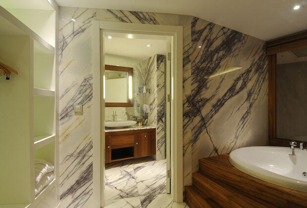 Gold Island Selected - Görsel 15