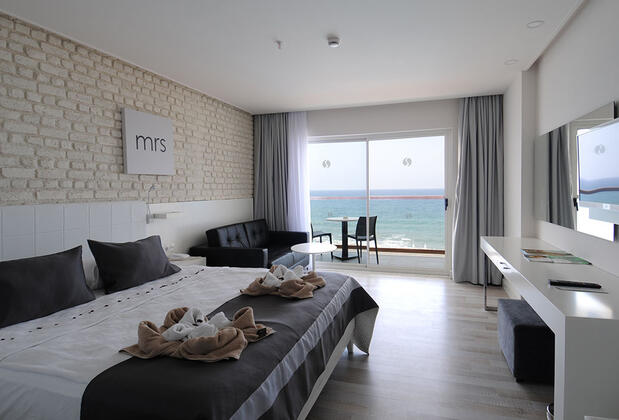 Gold Island Selected - Görsel 13