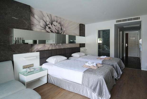 Gold Island Selected - Görsel 18