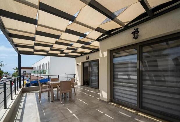 Naz Liman & Gizz Yahşi - Görsel 3