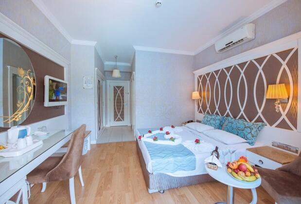 Ocean Blue High Class Hotel - Görsel 12