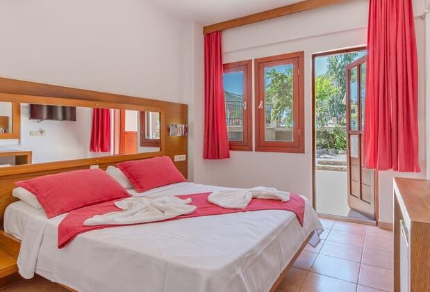 Pink Palace Hotel - Görsel 5