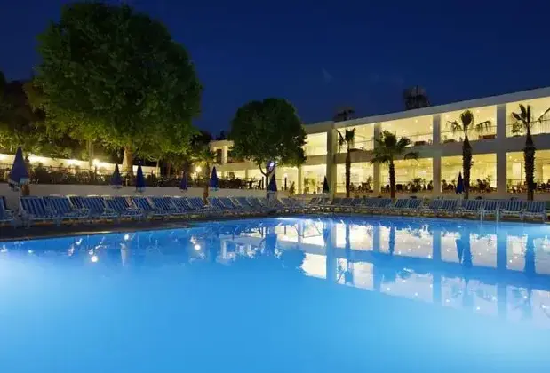 Larissa Hotels Beach Club Side - Görsel 4