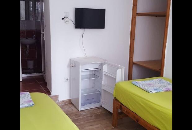 Yalova Çınarcık Gezer Pansiyon  - Görsel 3