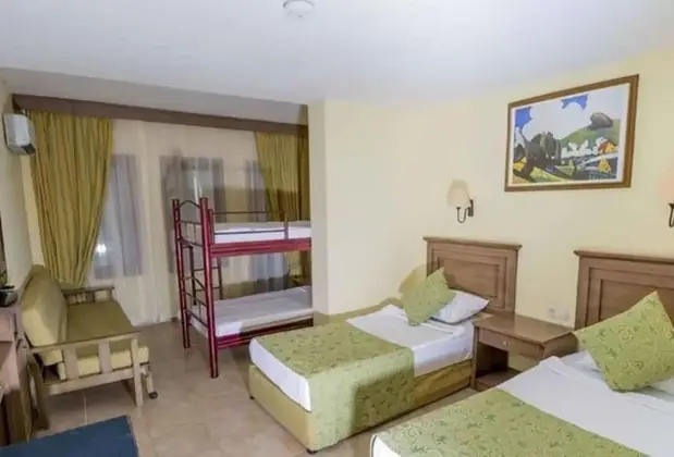 Club Tropical Beach - Görsel 4