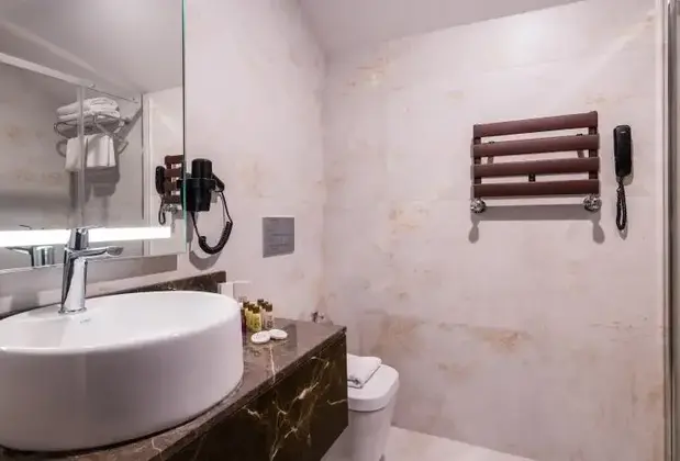Menalo Hotel Premium İstanbul Airport - Görsel 11