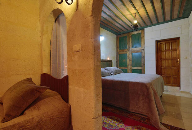 Jerveni Cave Hotel - Görsel 3