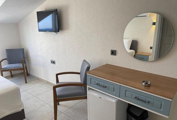 Ada Yeli Karaburun - Görsel 6