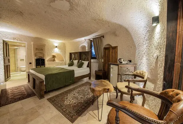 Ages İn Cappadocia - Görsel 6