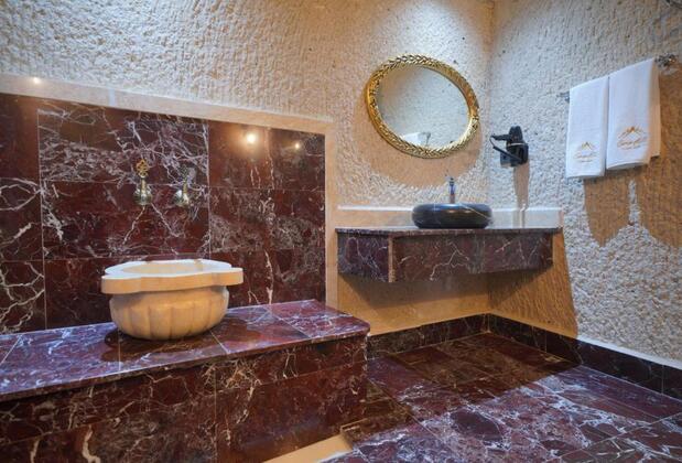 Secret Hill Cave Suites - Görsel 26