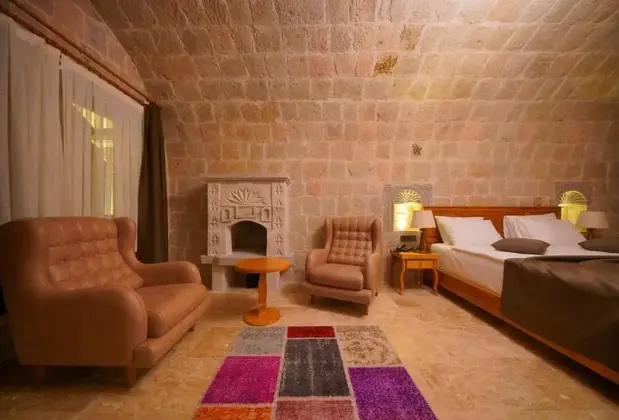 Secret Hill Cave Suites - Görsel 16