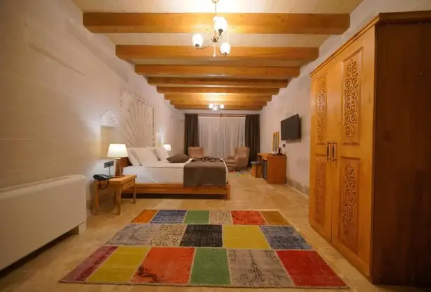 Secret Hill Cave Suites - Görsel 14