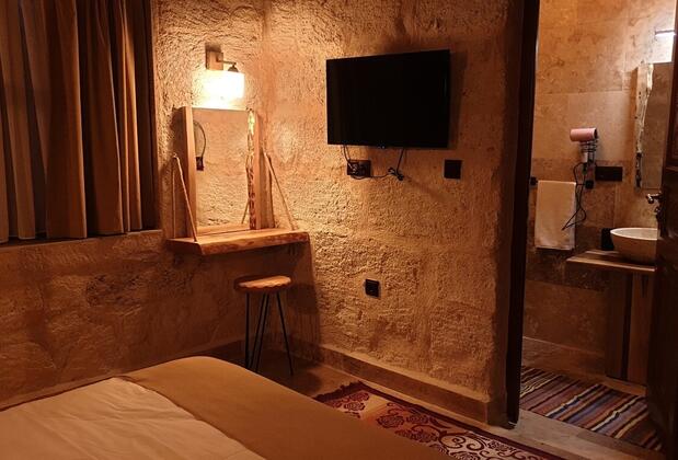 Ceran Stone House - Görsel 7