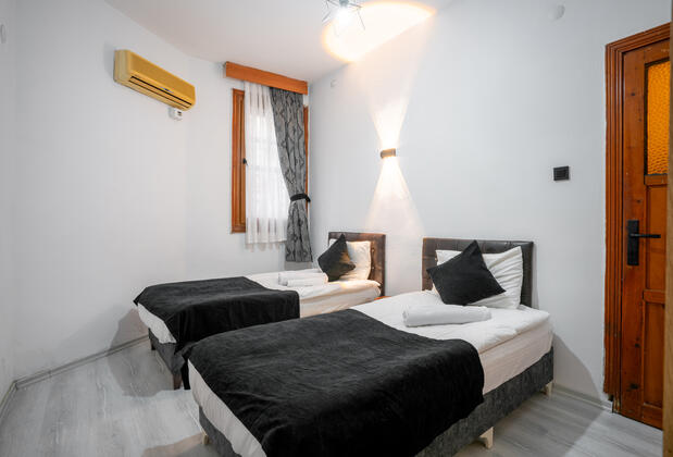 Bütünoğlu Aile Hoteli Antalya Kaleiçi - Görsel 26