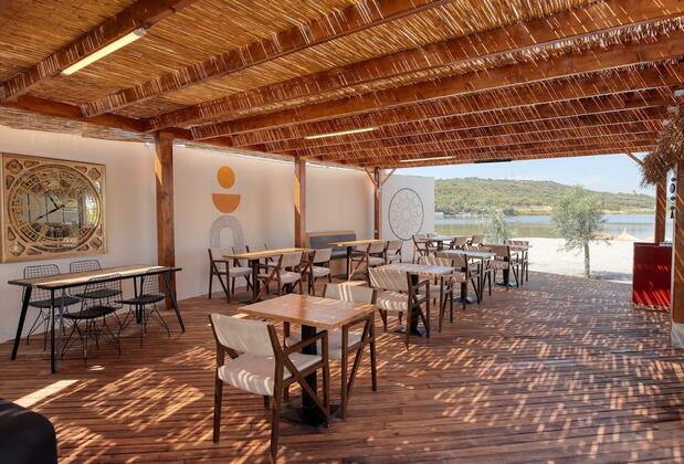 Anda Beach Bistro Rooms - Görsel 22