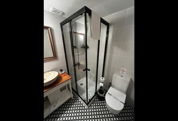 1870s Taş Konak Otel Sanat Sokağı - Görsel 9