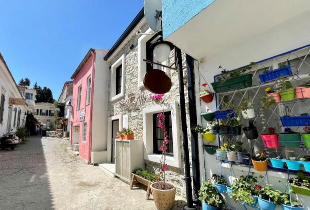 1870s Taş Konak Otel Sanat Sokağı - Görsel 3