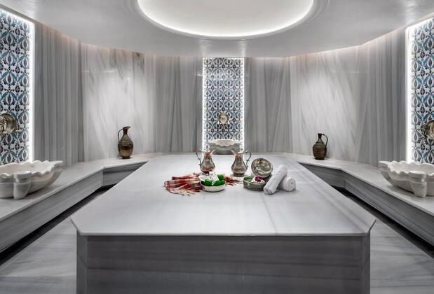 Crowne Plaza Istanbul Ortakoy Bosphorus - Görsel 12