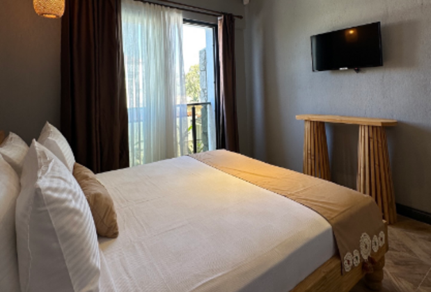 Trina Talles Alaçatı - Görsel 12