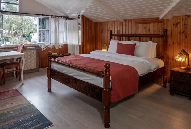 Black Lotus İzmir - Görsel 3