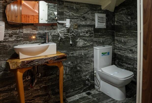 Black Lotus İzmir - Görsel 6