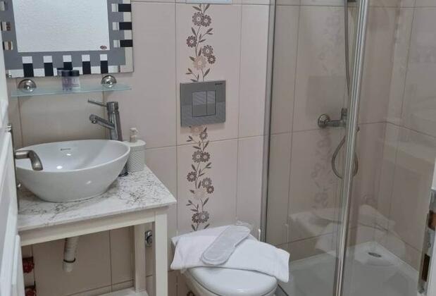 Çat Kapı Pansiyon Çeşme - Görsel 12