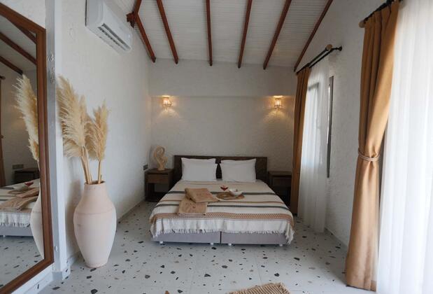 Glenn Hotel Beach - Görsel 11