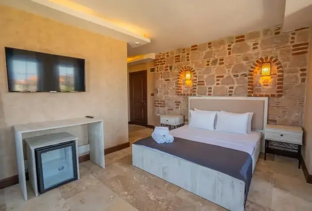 Cunda Taşçı Otel - Görsel 11