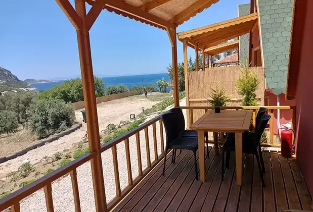 Hayela Bungolow Otel ve Restaurant Karaburun - Görsel 5
