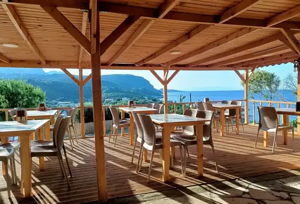 Hayela Bungolow Otel ve Restaurant Karaburun - Görsel 7