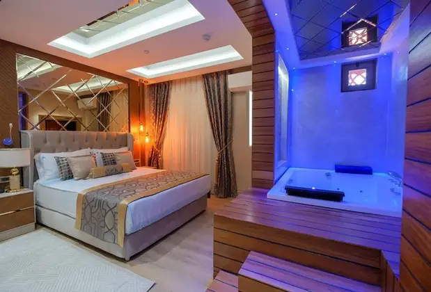 Elysium Deluxe Suites - Görsel 3