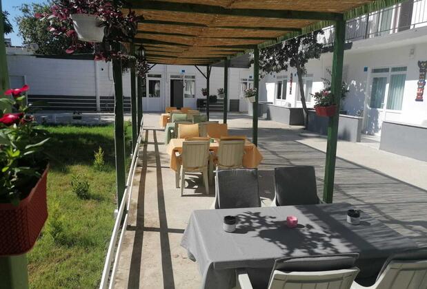 Hillside Apart House - Görsel 9