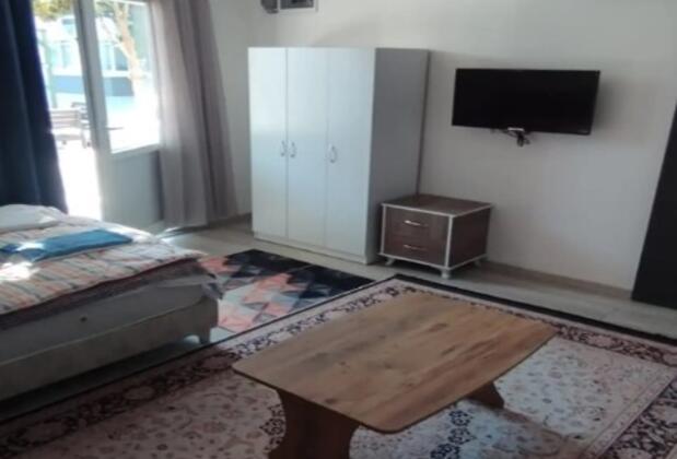 Hillside Apart House - Görsel 5