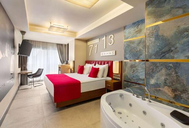 Ramada by Wyndham Istanbul Pera - Görsel 5