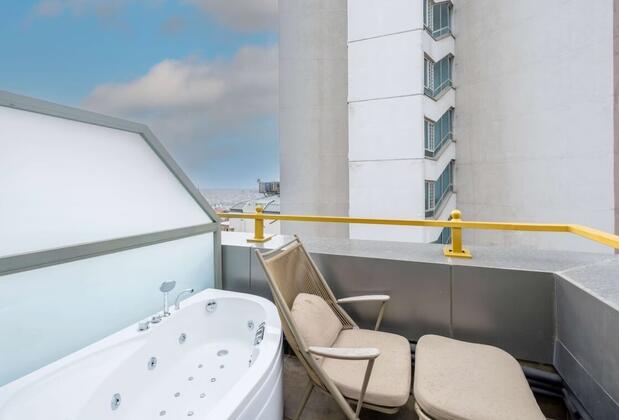 Ramada by Wyndham Istanbul Pera - Görsel 13