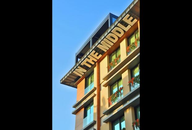 İn The Middle Hotel - Görsel 3