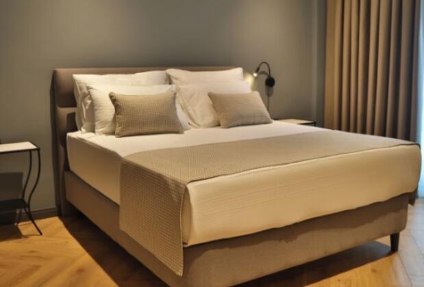 İn The Middle Hotel - Görsel 5