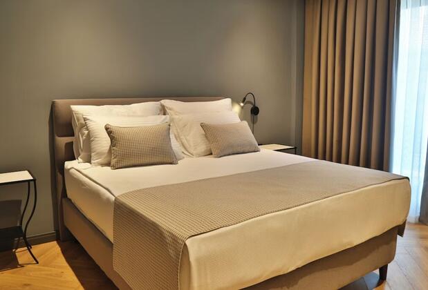 İn The Middle Hotel - Görsel 12