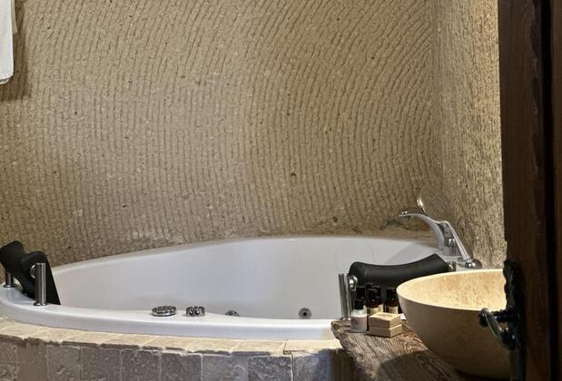 Under Cave Hotel - Görsel 3