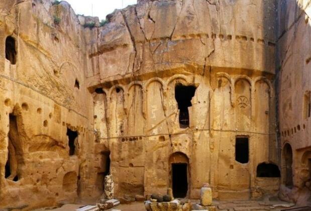 Niğde'nin Tarihi Hazinesi: Gümüşler Manastırı