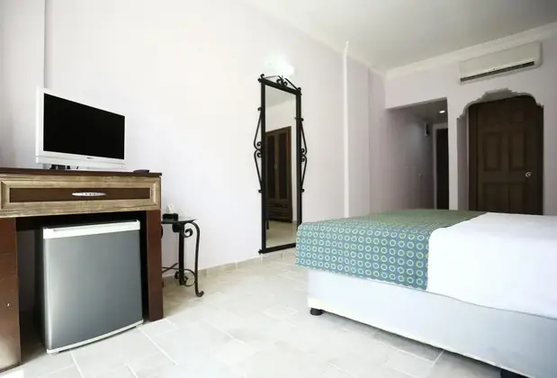 Flamingo Hotel - Görsel 6