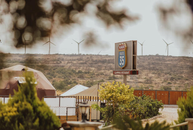 Alaçatı Route 35 Glamping & Restaurant - Görsel 6