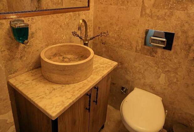 By Yüksel Cave - Görsel 8