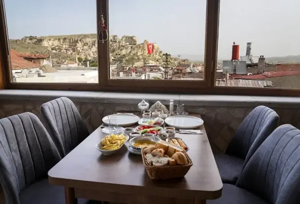 By Yüksel Cave - Görsel 9